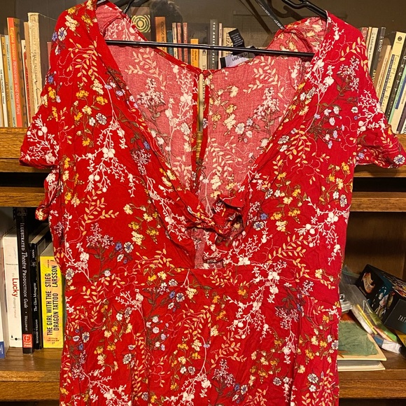 Forever 21 Pants - Forever 21 Plus Size Romper - Floral with Keyhole